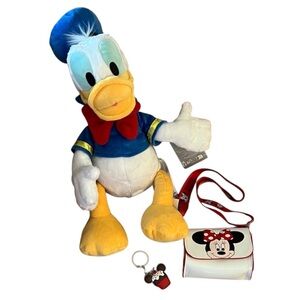 Disney Donald Duck Plush with Minnie Mouse Accessories